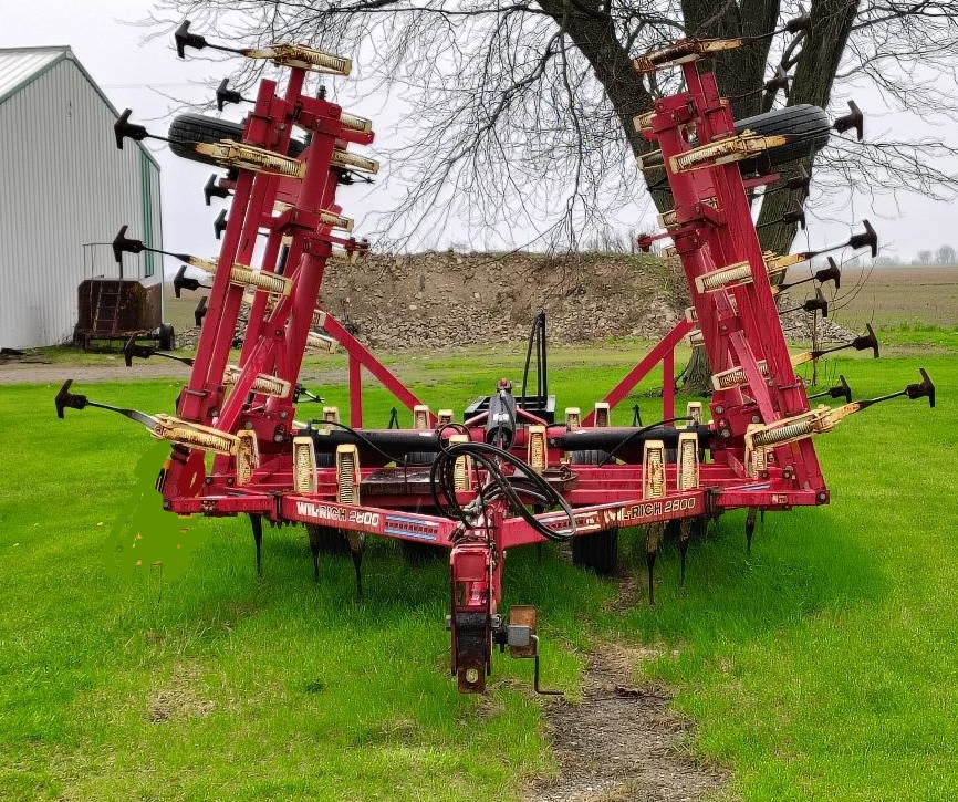 1996 WIL-RICH 2800 Field Cultivator - Image 2